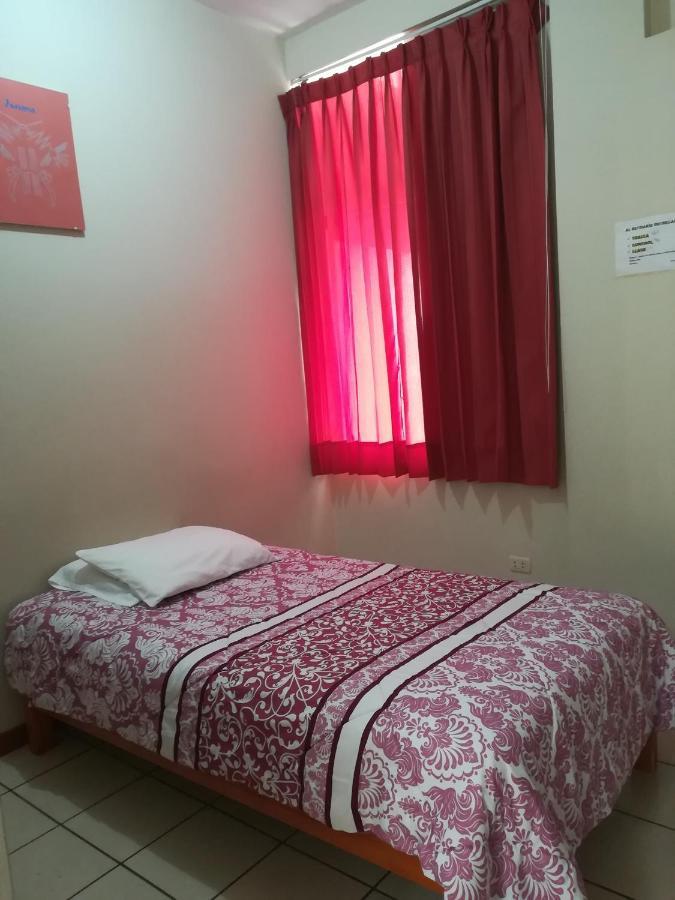 Jumana Hotel Nazca Buitenkant foto